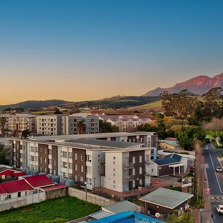 Wink Aparthotel Quiver Tree Stellenbosch Eksteriør bilde