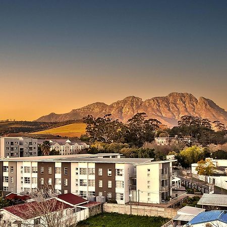 Wink Aparthotel Quiver Tree Stellenbosch Eksteriør bilde