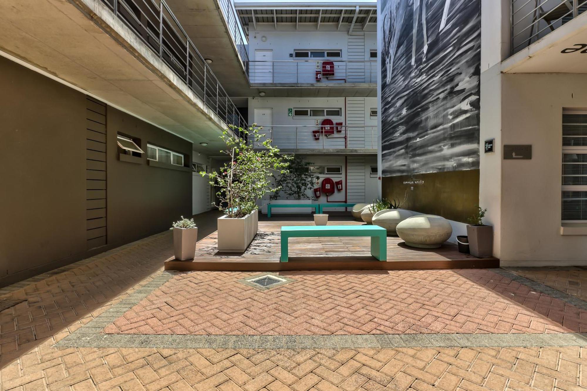 Wink Aparthotel Quiver Tree Stellenbosch Eksteriør bilde